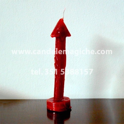 candela a forma di freccia saetta