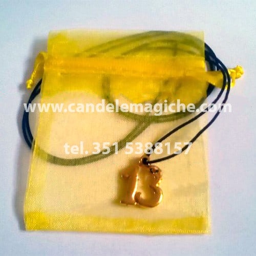 ciondolo portafortuna raffigurante in numero tredici di colore oro