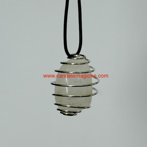 ciondolo con pietra opale e spirale per il segno zodiacale della vergine