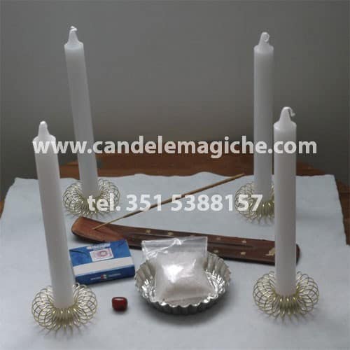 kit di accessori per effettuare la procedura per consacrare il sale comune