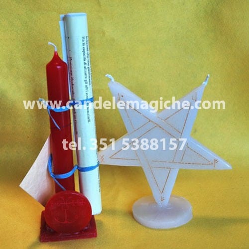 candela rossa e candela a forma di stella per rito luciferiano saleos