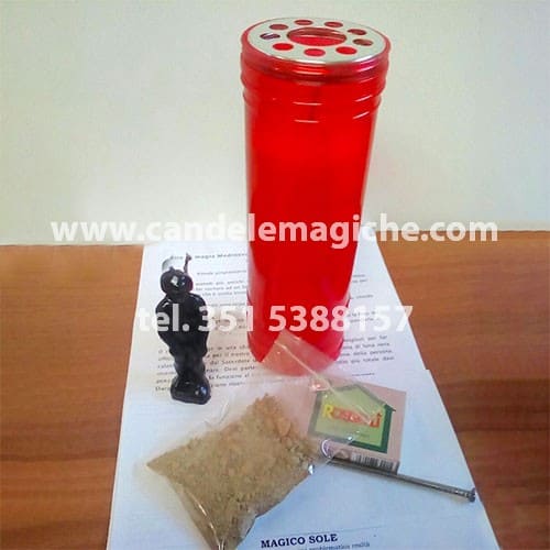 cero ritualizzato per il rito della messa dei defunti