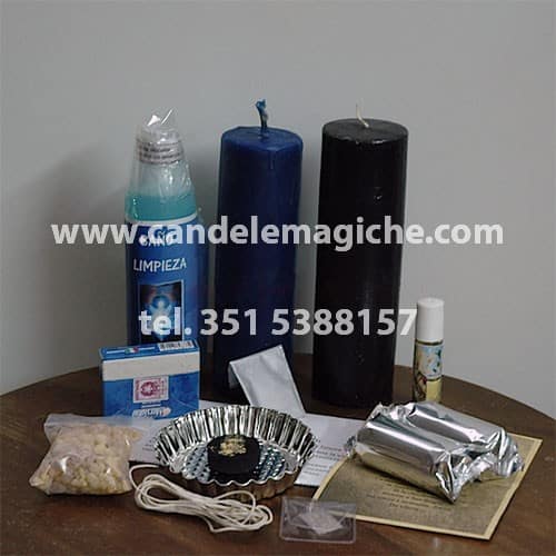 un cero azzurro ed uno nero per il rito dei nodi