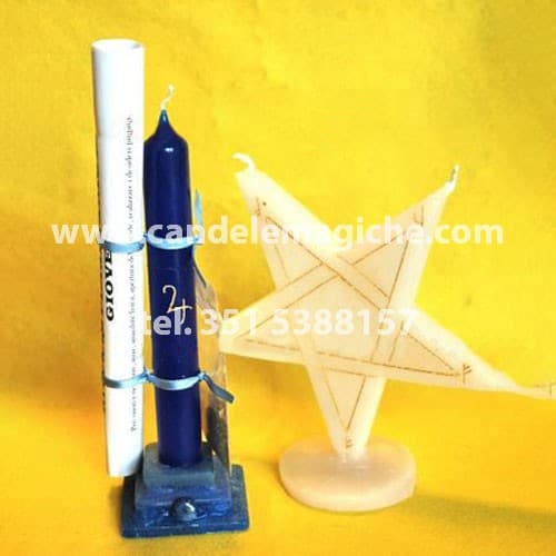 candela azzurra e candela a forma di stella per rito planetare di giove