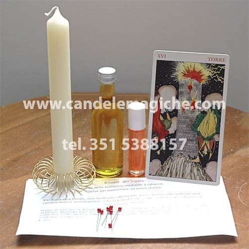 candela bianca, carta della torre e oli per il rito del sigaro