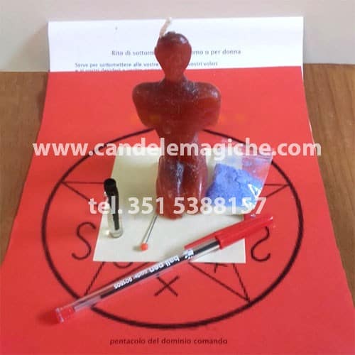 candela a forma di uomo per rito di sottomissione