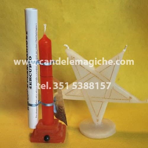 candela cilindrica rossa e candela a forma di stella per il rito planetario di mercurio