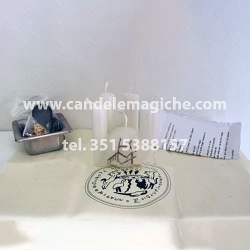 candela figurata per rito di purificazione e protezione contro i nemici