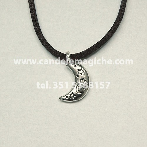 talismano con ciondolo a forma di luna
