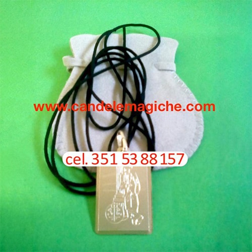 talismano ze pelintra in argento composta da medaglia e cordoncino